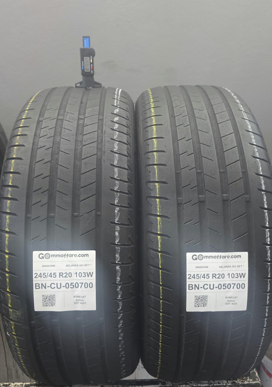 Bridgestone AELANZA 001 RFT * 245/45 R20